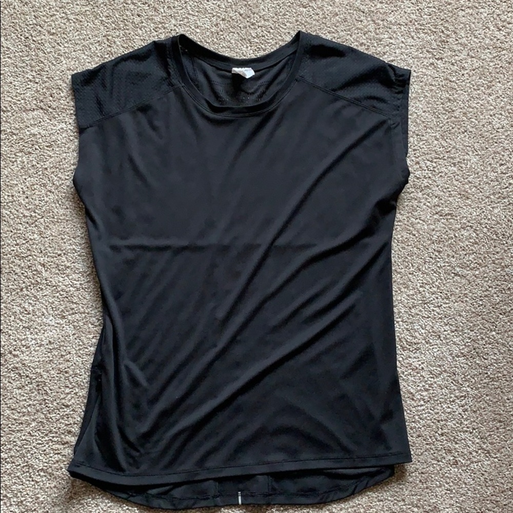 Women’s athletic black champion shirt